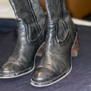 Frye boots black leather